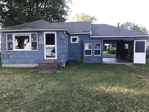 Exterior detail - Quiet property on lake Oneida (Brewerton)