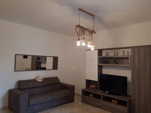 TV - Cozy BiBa house in residence with pool (Villasimius)