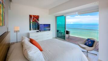 4 bedrooms, iron/ironing board, travel crib, free WiFi