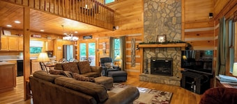 A Family Tradition  Beautiful Boone cabin with hot tub home theater system and game room