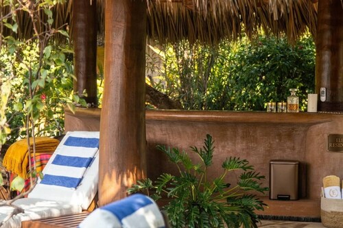 Casamar, beach front estate on Troncones Point