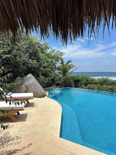 Casamar, beach front estate on Troncones Point