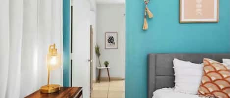 5 bedrooms, in-room safe, desk, iron/ironing board