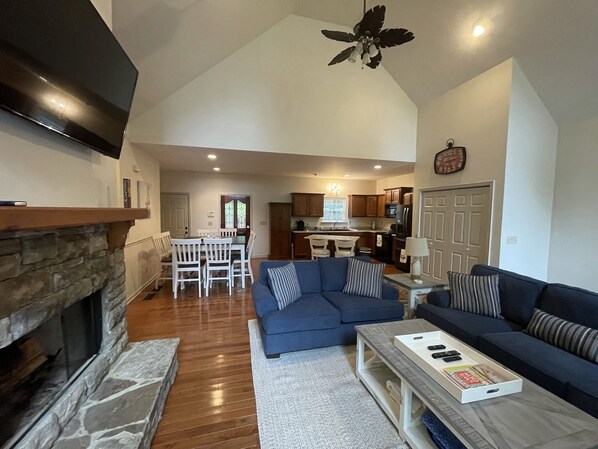Smart TV, fireplace, table tennis, offices