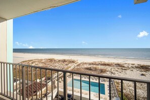 Immagine non classificata, 3 di 42, pulsante