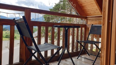 Chalet Tout Équipé à la Joue du Loup, vue Exceptionnelle sur le Grand Ferrand