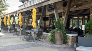 Outdoor dining - Club Wyndham Bay Club - 1 Bedroom Condo (Miramar Beach)