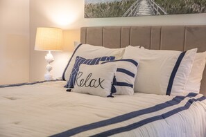 4 chambres, fer et planche à repasser, lit parapluie, Wi-Fi gratuit