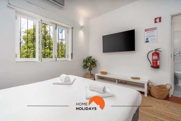 Iron/ironing board, free WiFi - #062 Cozy Lemon Studio by Home Holidays (Albufeira)