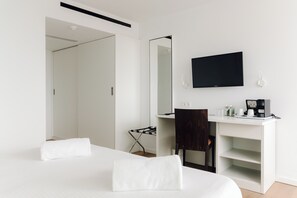 Double Room, Balcony