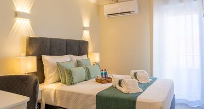 SunsetRiver Guesthouse