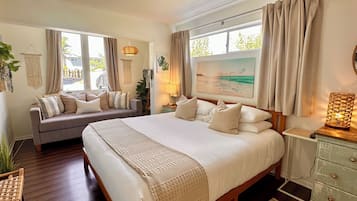 1 bedroom, iron/ironing board, travel cot, free WiFi