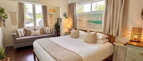 1 bedroom, iron/ironing board, travel cot, free WiFi