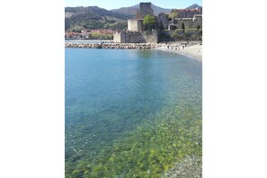 Beach nearby - Apartment F3, three stars, first floor with garden terrace and garage (Collioure)