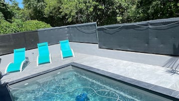 Piscine extérieure, piscine chauffée