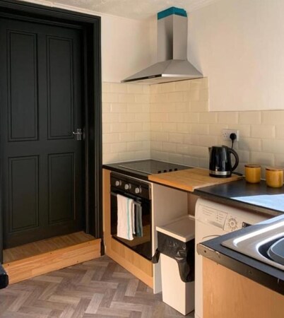 Newly refurbished fabulous central Gateshead 3 bed