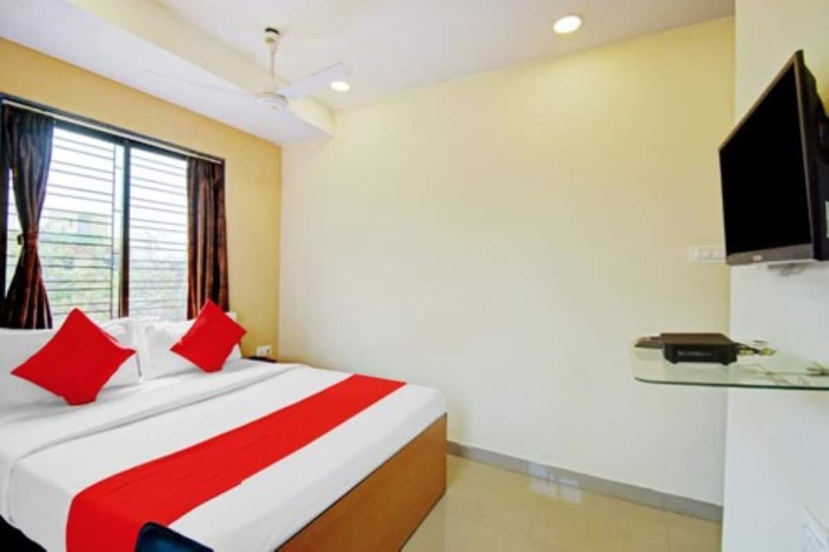 Egyptian cotton sheets, premium bedding, down duvets, memory-foam beds