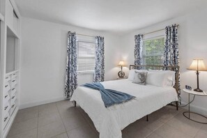 2 bedrooms, iron/ironing board, travel cot, WiFi