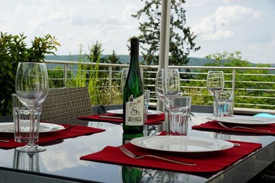 Penthouse Trier mit Großer Dachterrasse und Aussicht Über Trier
