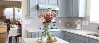 Family Friendly Home Convenient to everything!