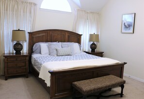 4 bedrooms, desk, iron/ironing board, free WiFi