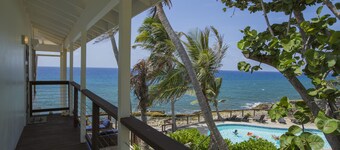 Oceanfront.  Saltwater Pool. Walk to Cane Bay Beach & Restaurants.