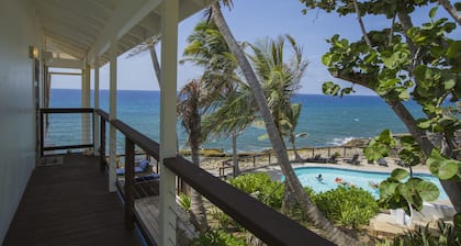 Oceanfront. Saltwater Pool. Walk to Cane Bay Beach & Restaurants.