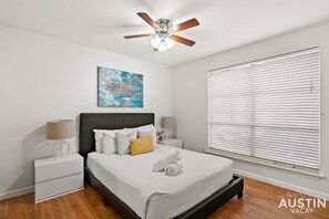 2 bedrooms, desk, iron/ironing board, free WiFi