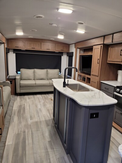 Crossroads to Pickwick Glamping 