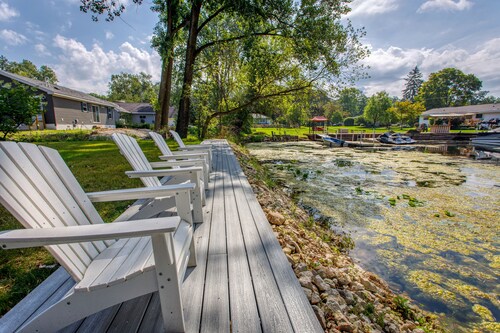 Sturgeon Bay waterfront A-Frame with a dock and fire pit