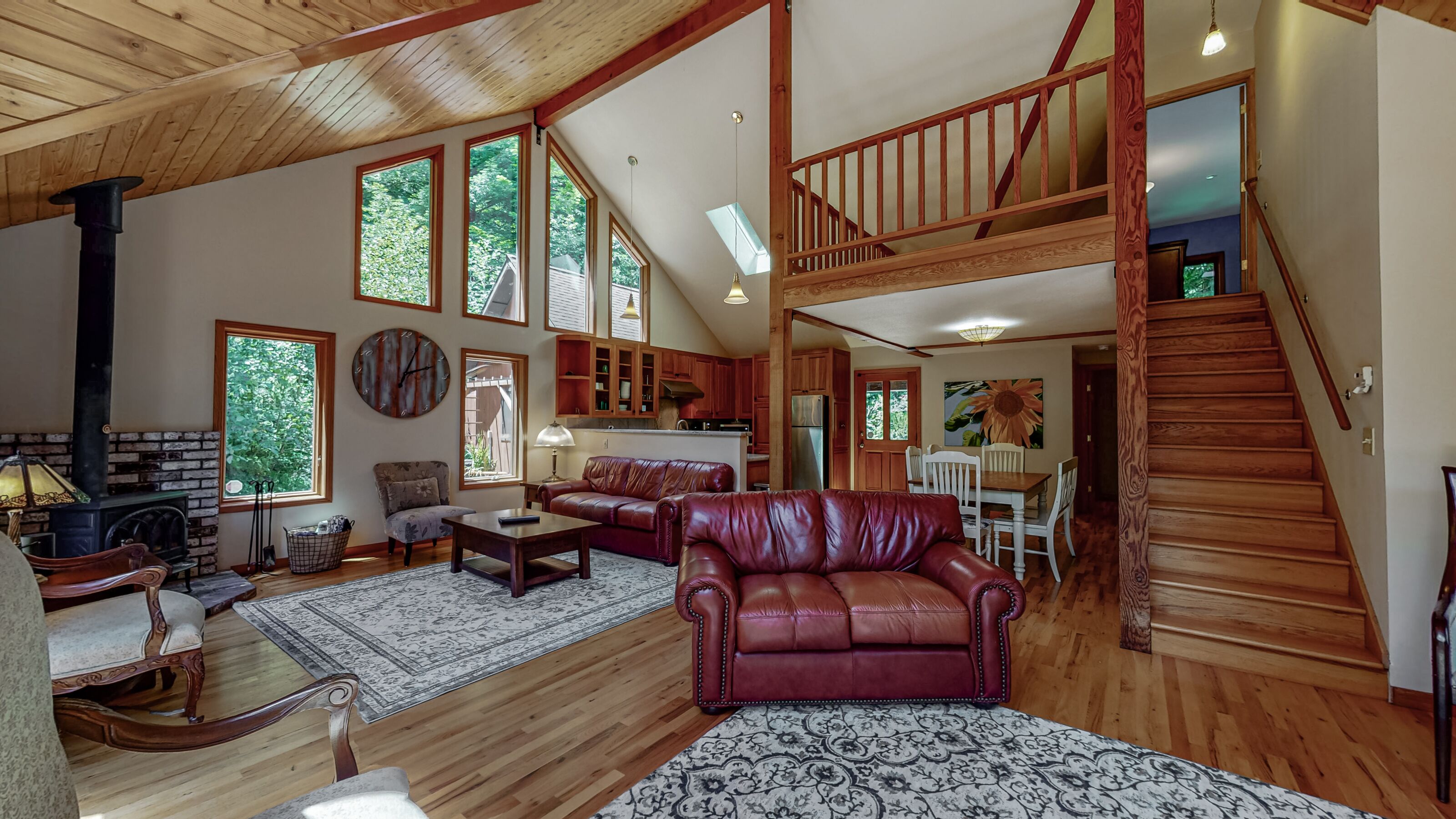 Smart TV, fireplace, table football, ping pong