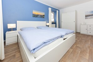 2 slaapkamers, reisbedje, wifi