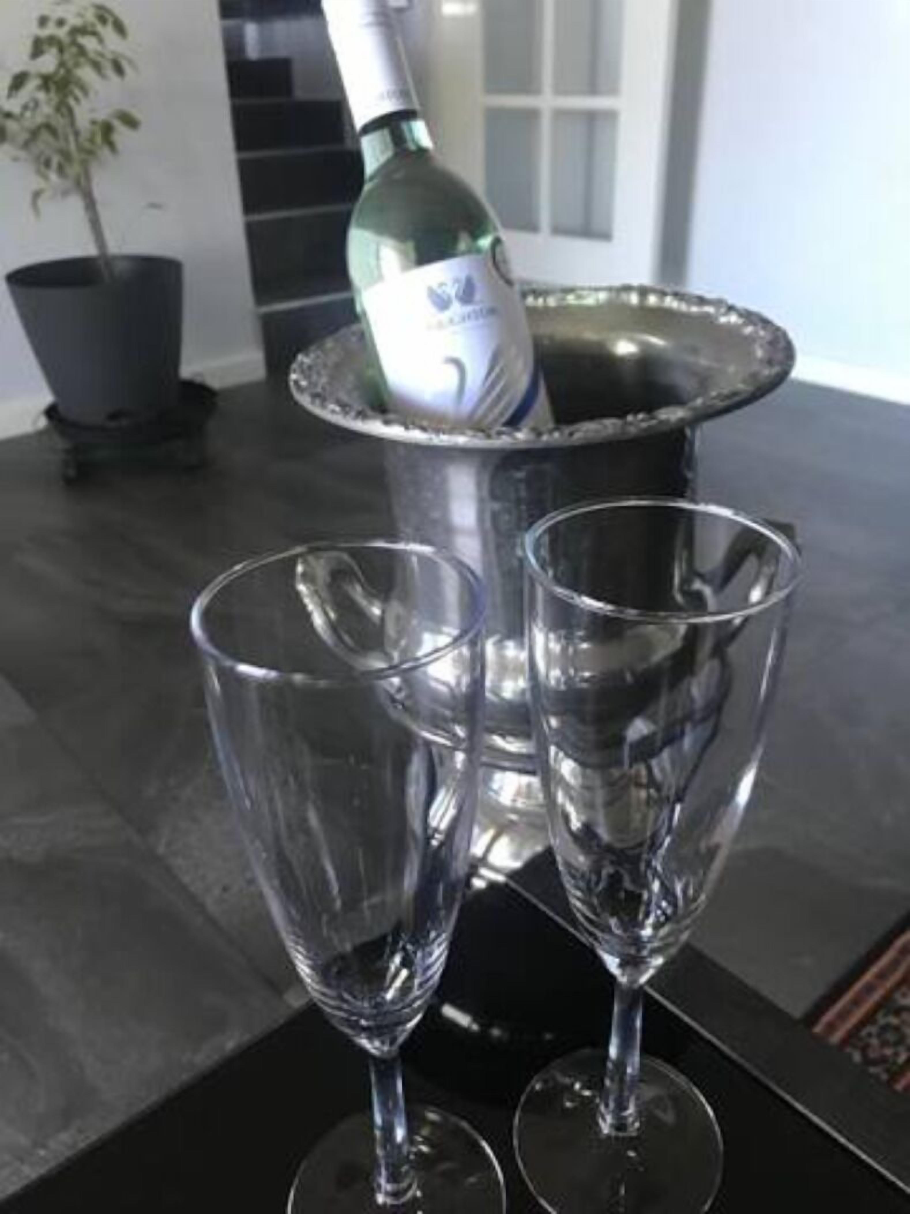 Accommodation on the escarpment of Perth Hills - incredible views and sunsets   — image 21