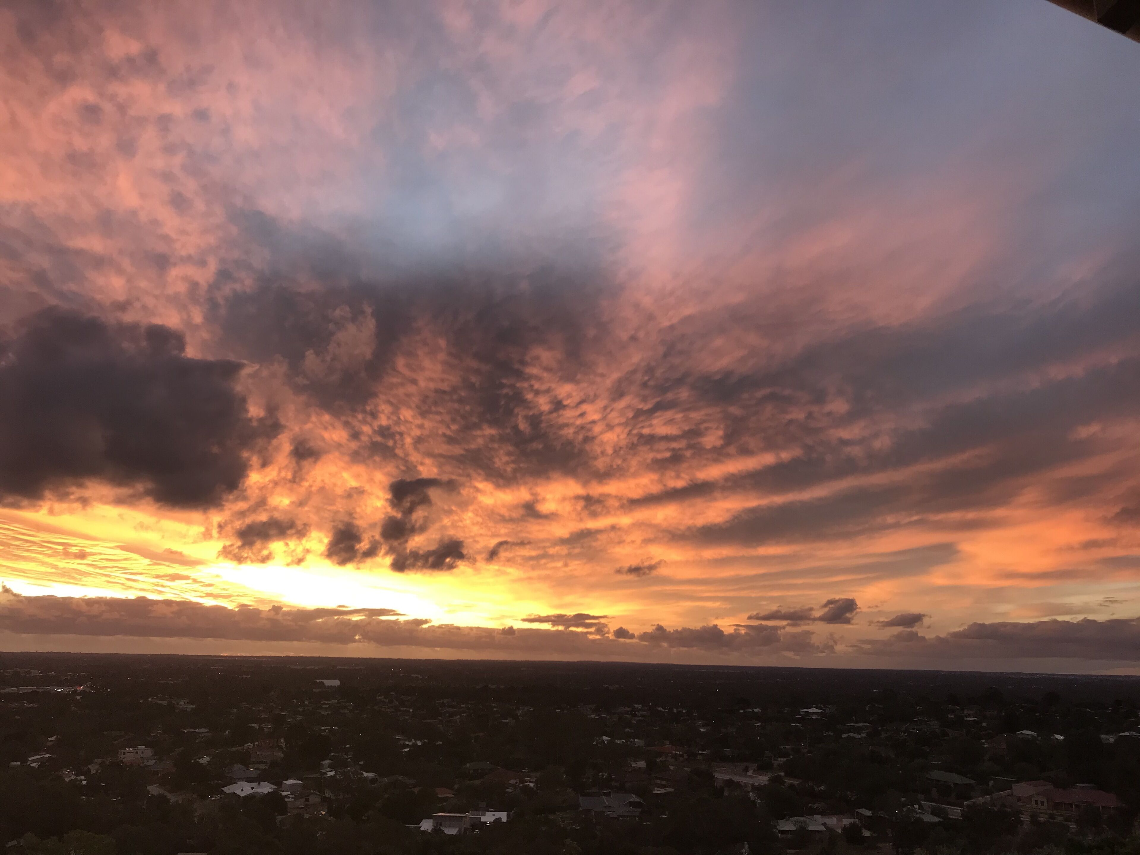 Accommodation on the escarpment of Perth Hills - incredible views and sunsets   — image 4