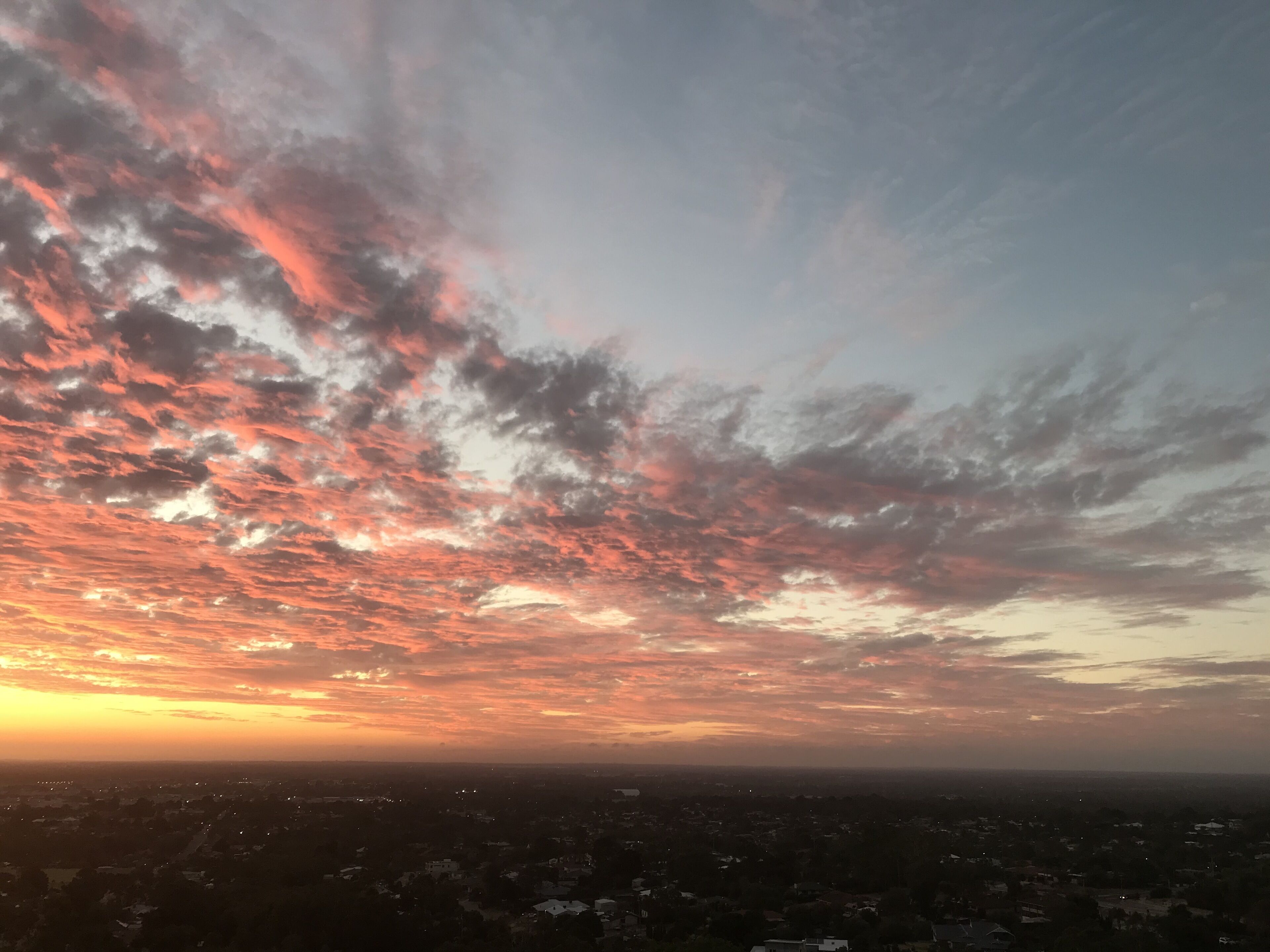 Accommodation on the escarpment of Perth Hills - incredible views and sunsets   — image 12