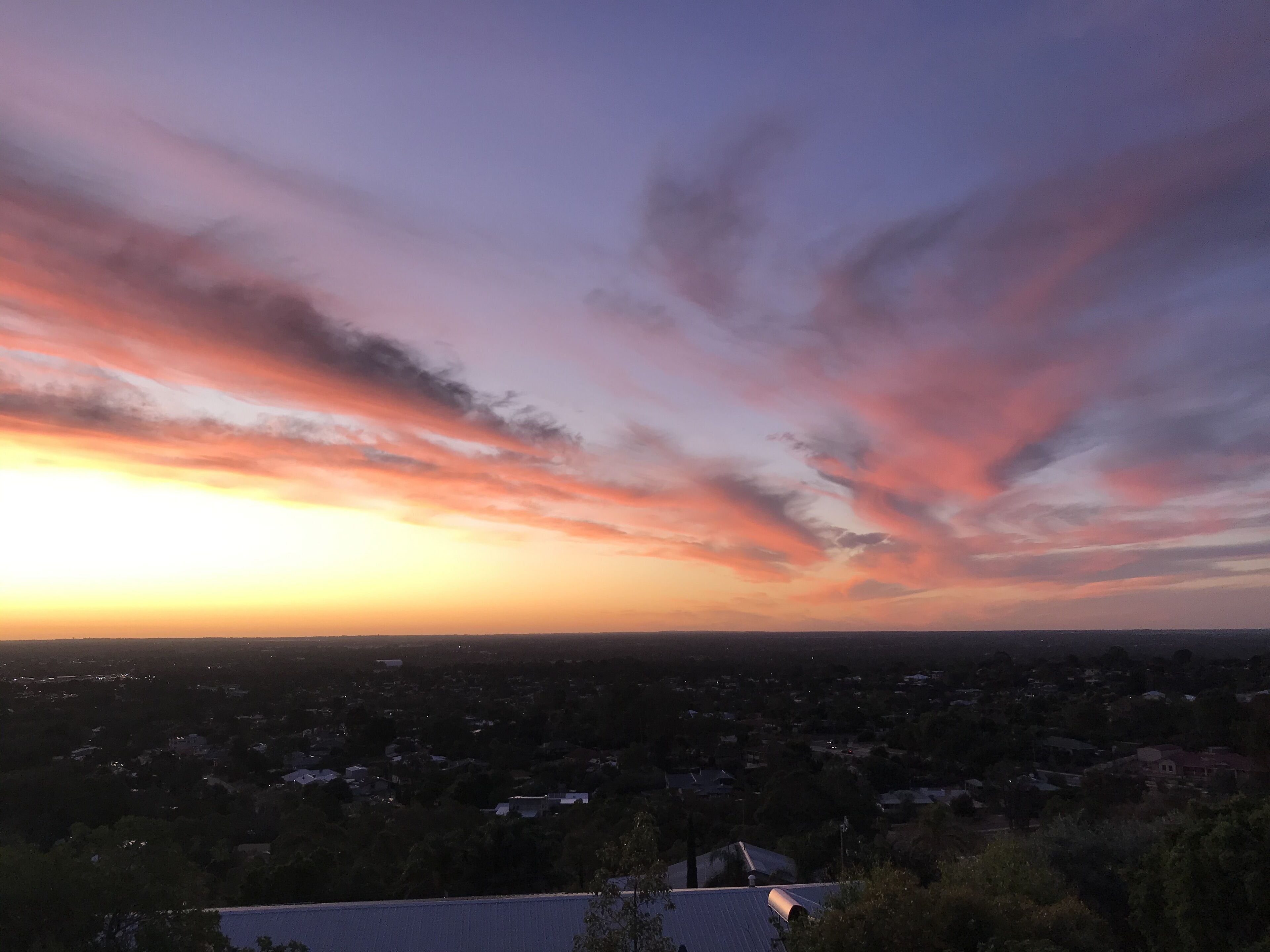 Accommodation on the escarpment of Perth Hills - incredible views and sunsets   — image 6