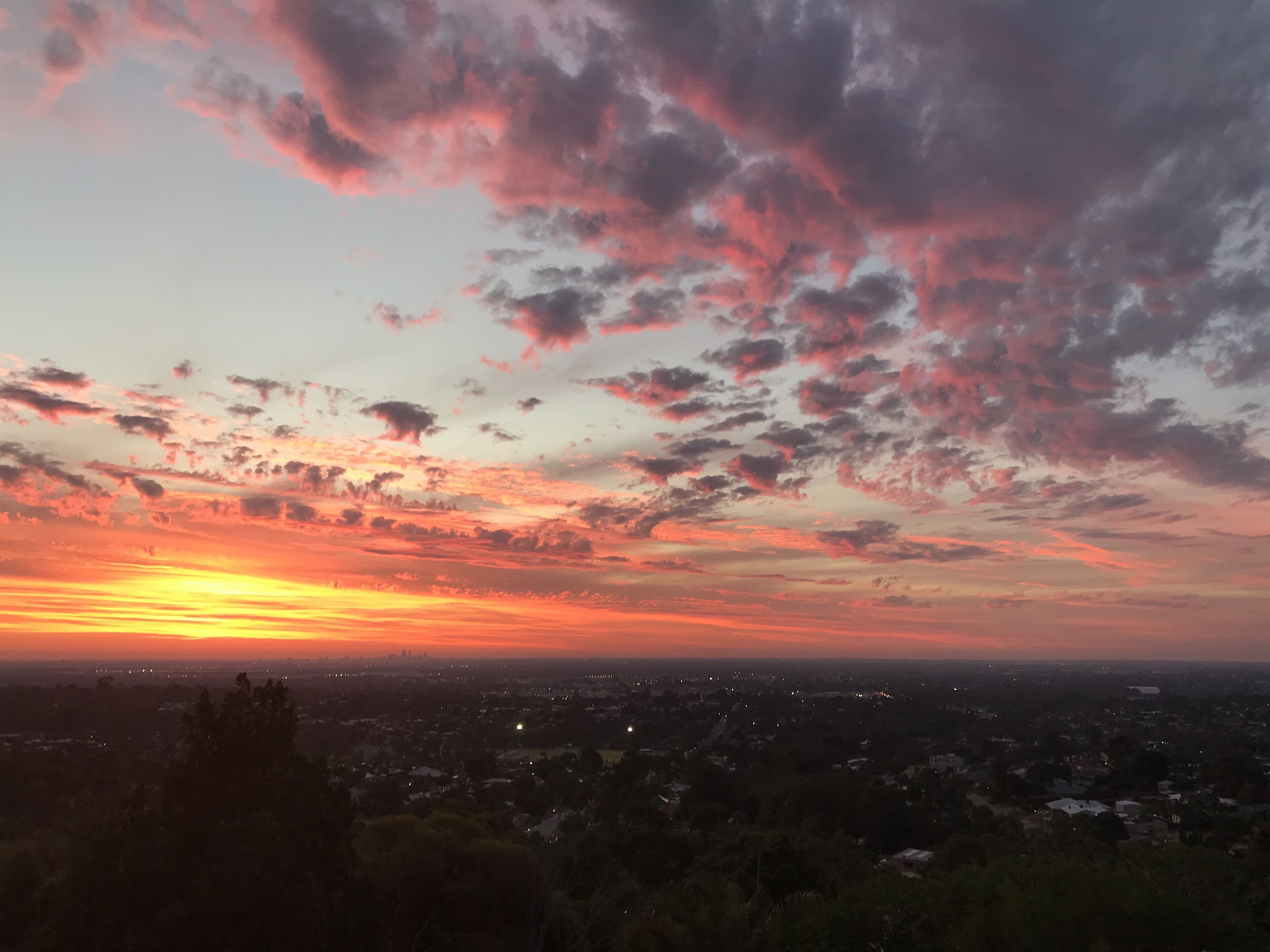 Accommodation on the escarpment of Perth Hills - incredible views and sunsets   — image 14