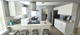 Whitetail cottage! 🦌 Spacious home with game room. Near OIT and SkyLakes. 