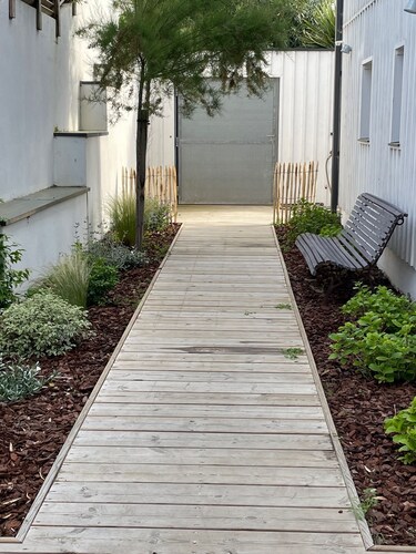 Studio pour 2 personnes avec terrasse privative.