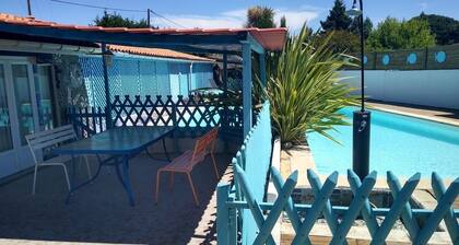 Gîte 1 à la Maison Mosaïc- Piscine/Océan près/WIFI