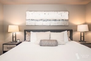 3 bedrooms, premium bedding, desk, iron/ironing board