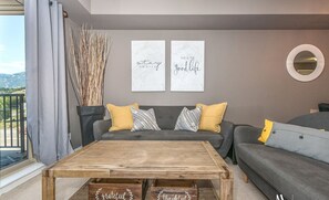 Tv, Netflix, dvd-afspiller, streamingtjenester