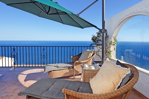 Villa Calypso, 180º Meerblick, privater Salzwasserpool