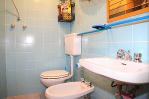 Apartment | Badezimmer
