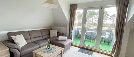 Fernseher, Stereoanlage