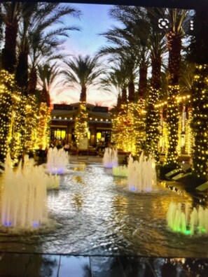 High end shopping/dining Kierland Commons - Exceptional Location⛲️🌴🌄perfect couple get away ❤️Newly remodeled🌞 (Phoenix)
