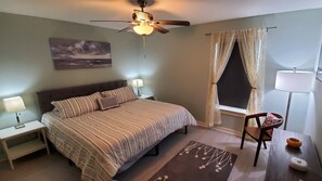 3 bedrooms, desk, iron/ironing board, travel cot