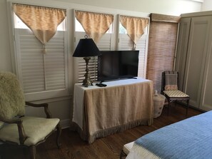 1 habitación, tabla de planchar con plancha, wifi y ropa de cama 