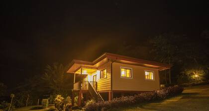 BEAUTIFUL 2BR HOME WITH STUNNING VOLCANO VIEWS - FRIENDSHIP HOUSE AT BEPURAVIDA