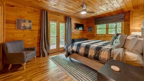 3 bedrooms, individually decorated, individually furnished, bed sheets - Tranquility Pond by Escape to Blue Ridge (Morganton)